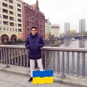 Meet your Posher, Adel